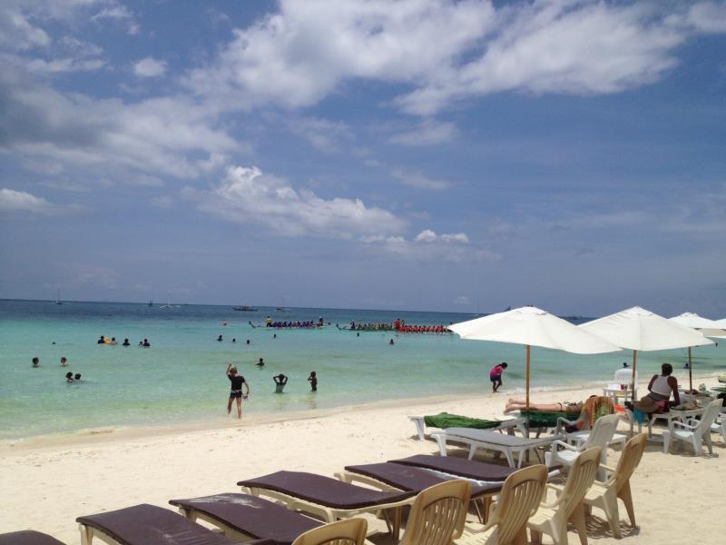 White Beach De Boracay Balabag  Ngoại thất bức ảnh