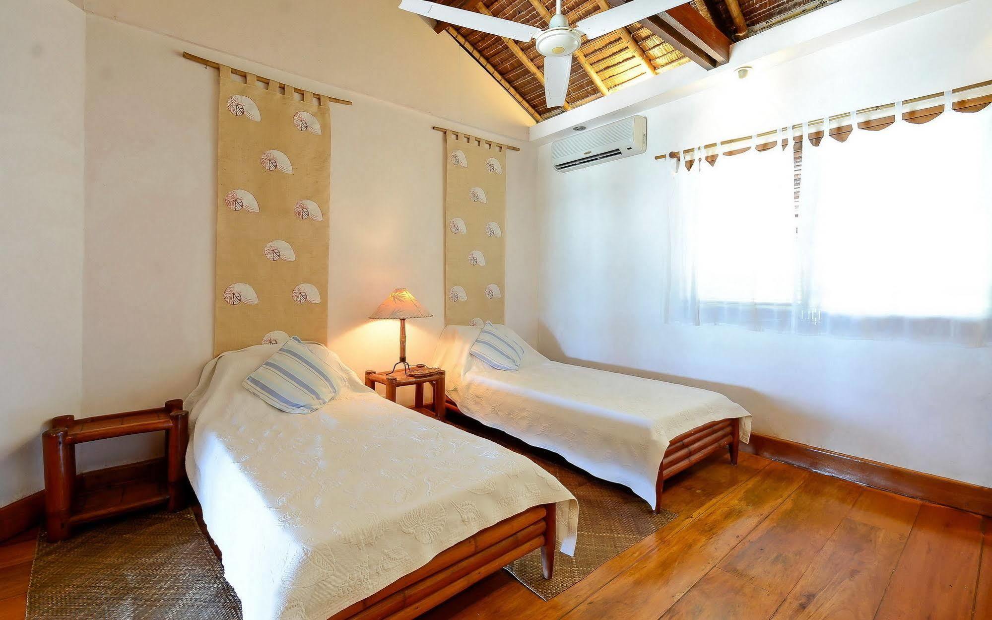 White Beach De Boracay Balabag  Ngoại thất bức ảnh