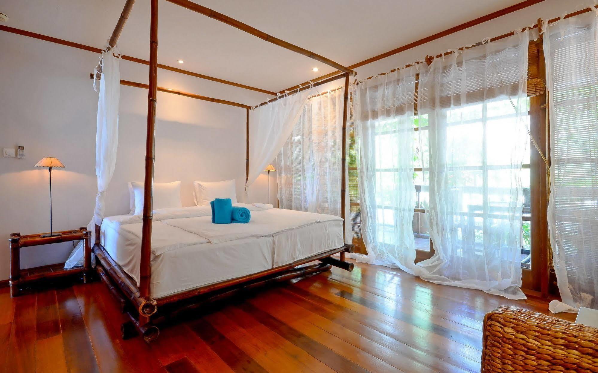 White Beach De Boracay Balabag  Ngoại thất bức ảnh