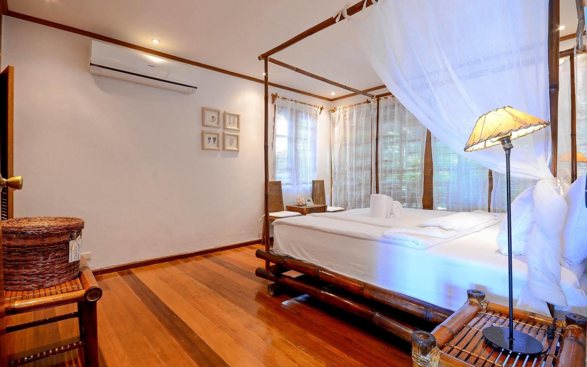 White Beach De Boracay Balabag  Ngoại thất bức ảnh